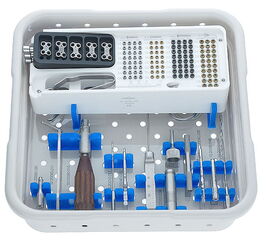 Instrumentarium für die open wedge Basisosteotomie.